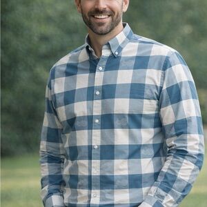 NWOT Daniel Hechter Blue and White  Check Button-Down Shirt with Pineapple M